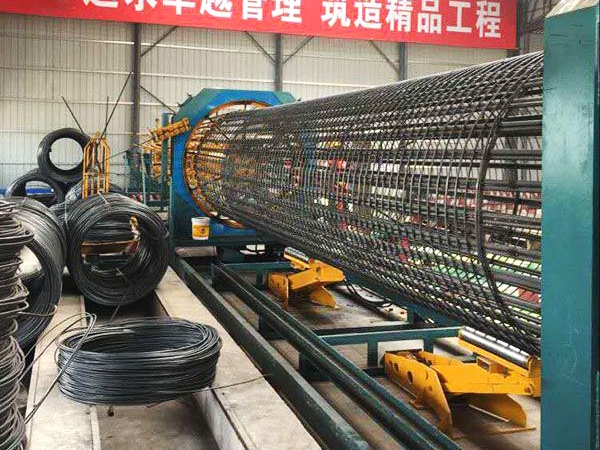 數控鋼（gāng）筋籠滾焊機工作原理