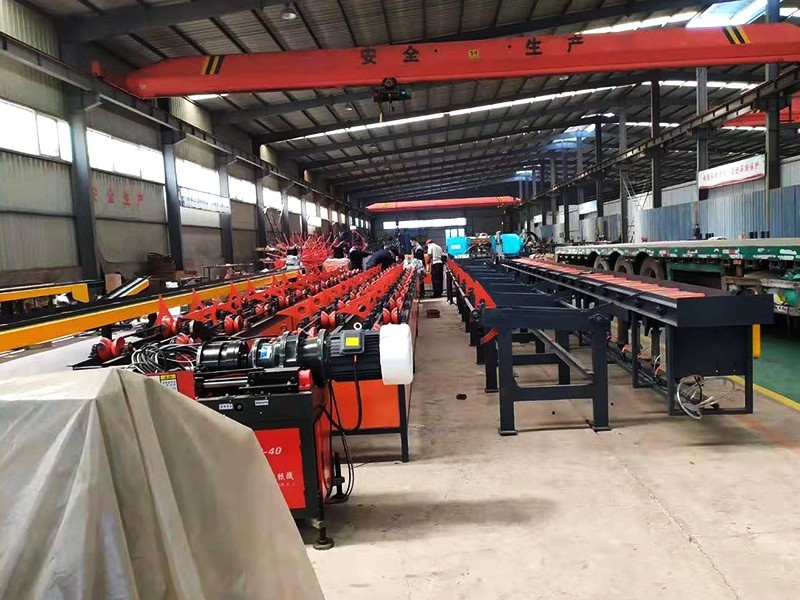 數(shù)控鋸切套絲打磨(mó)液(yè)壓剪切生產線廠家(jiā)